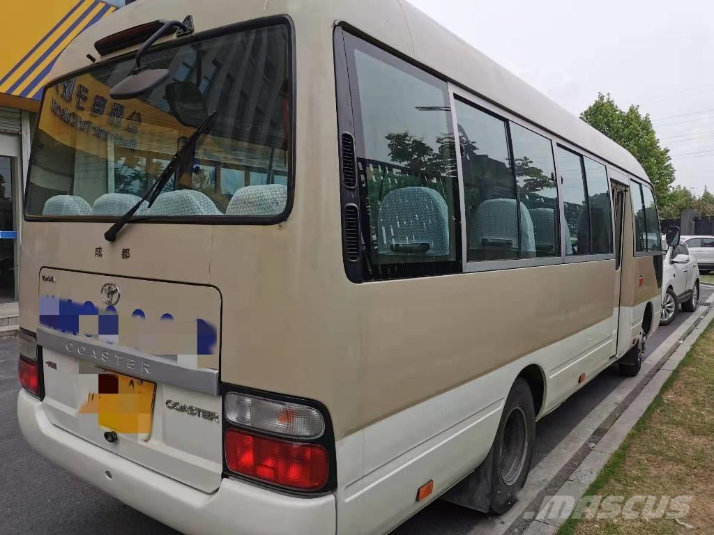 Toyota Coaster Bus Minibussit