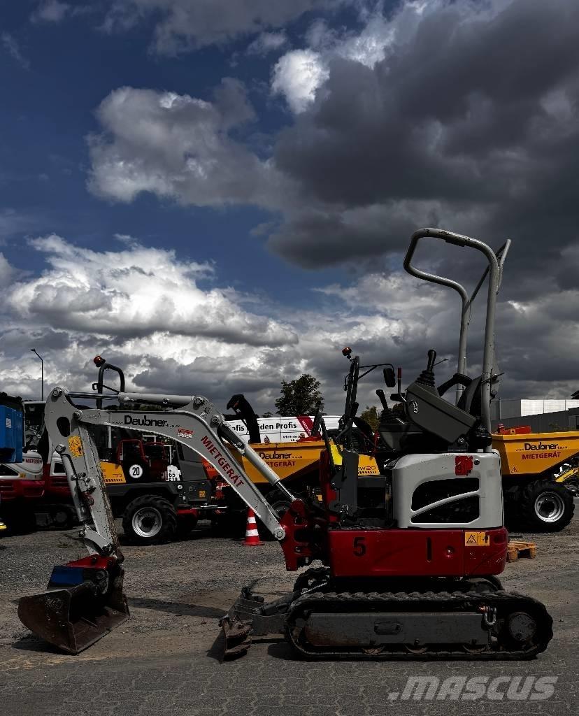 Takeuchi TB 210 R Minikaivukoneet < 7t
