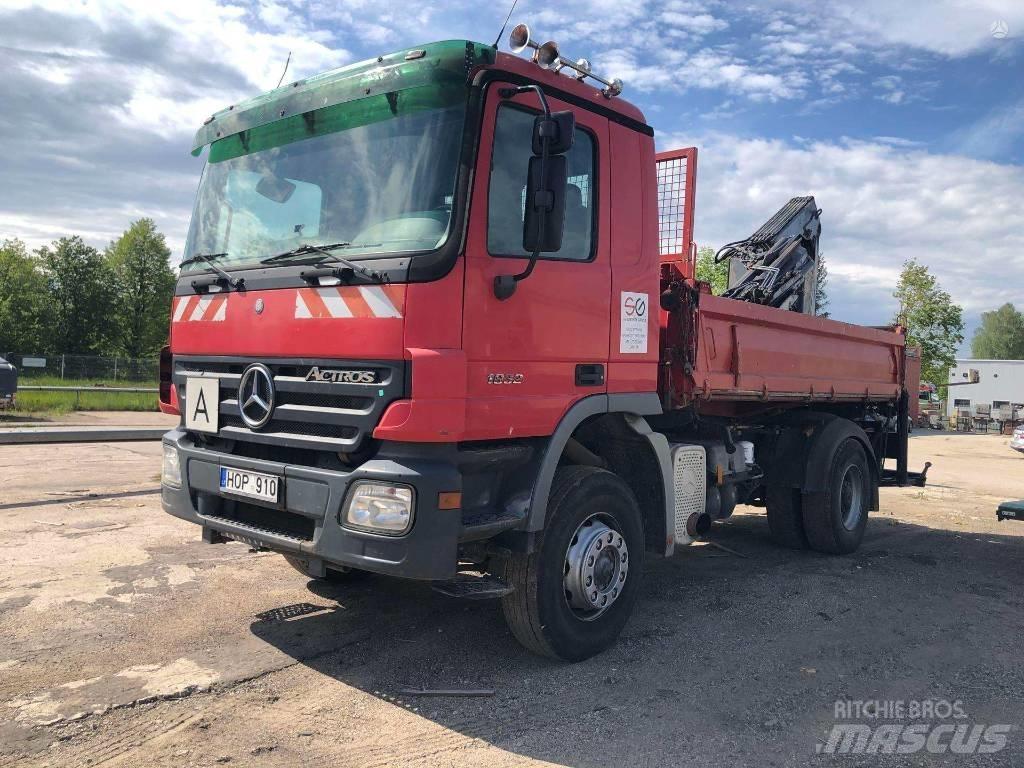 Mercedes-Benz 1832 Nosturiautot