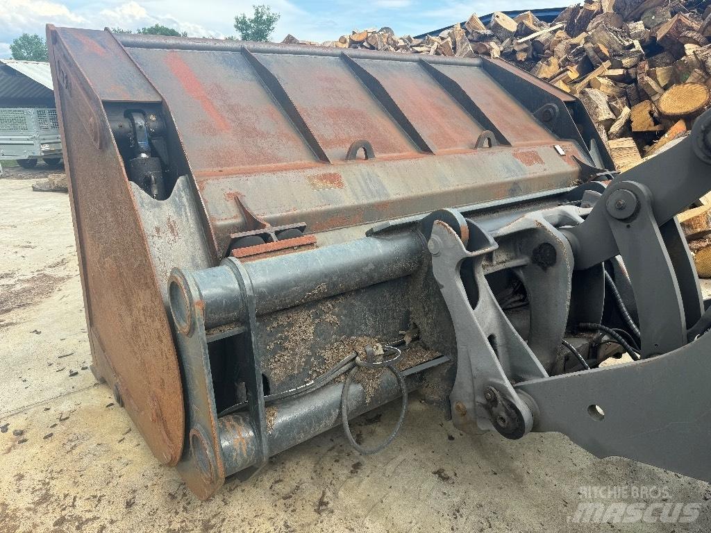 Volvo L 90 H Pyöräkuormaajat