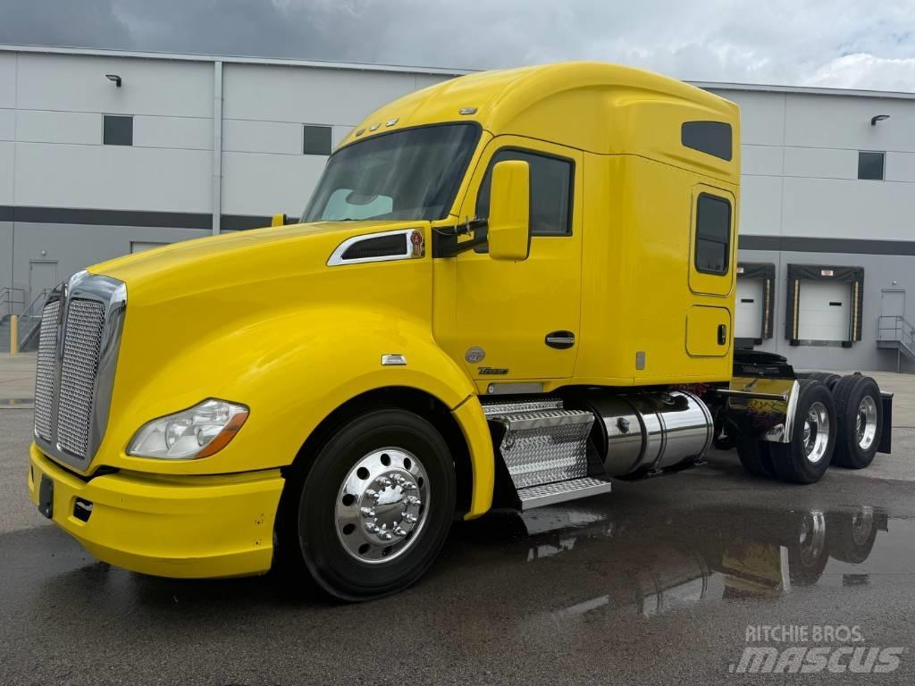 Kenworth T 680 Vetopöytäautot
