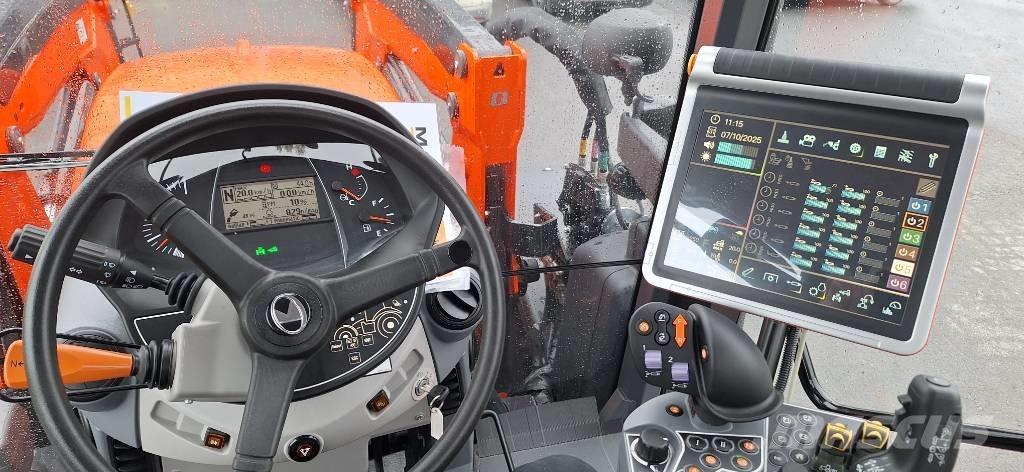 Kubota M 7153 Traktorit