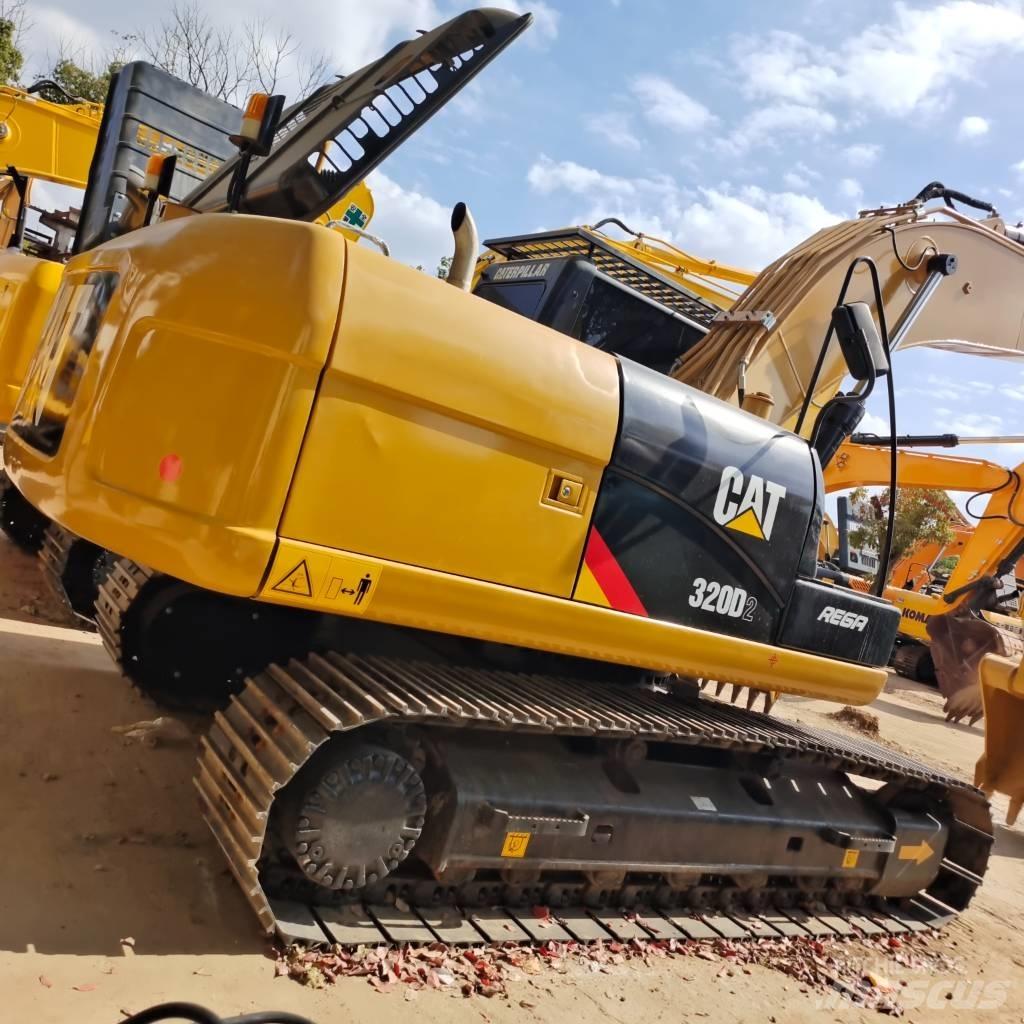 CAT 320 D Telakaivukoneet