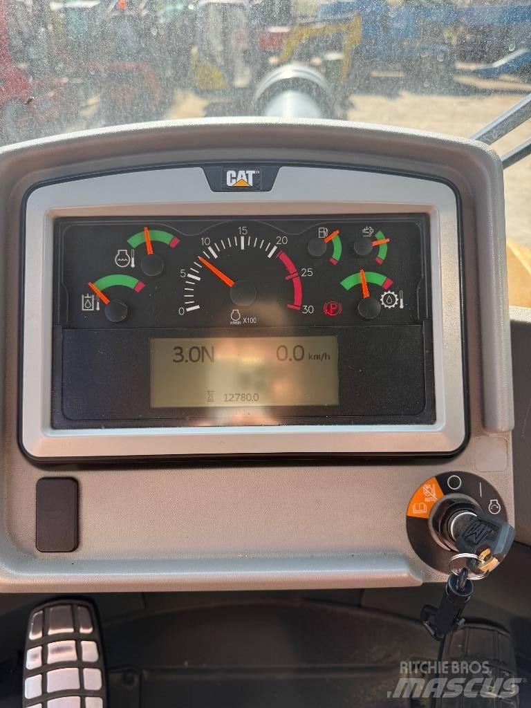 CAT 972 M Pyöräkuormaajat