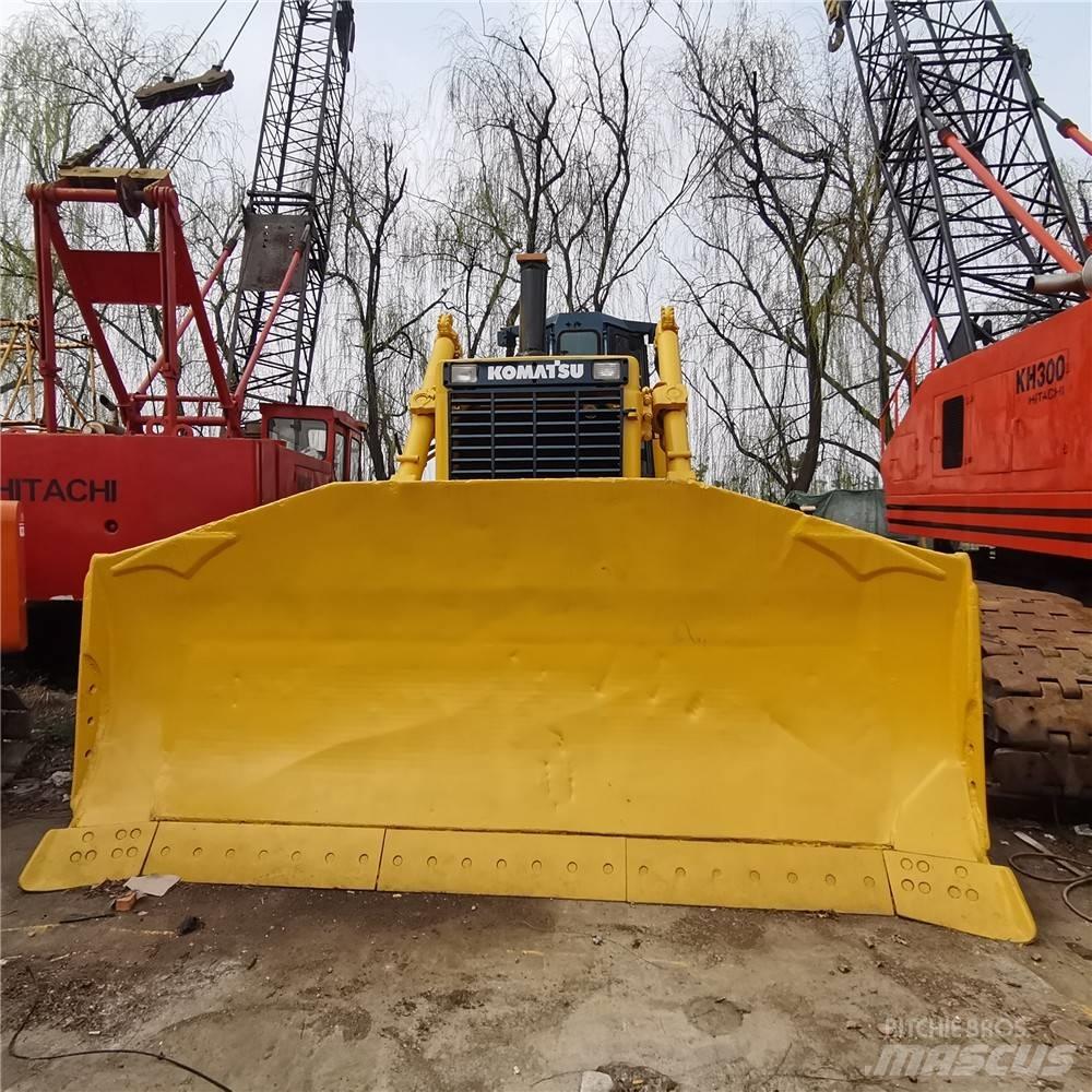 Komatsu d155a-2 Telaketjupuskutraktorit