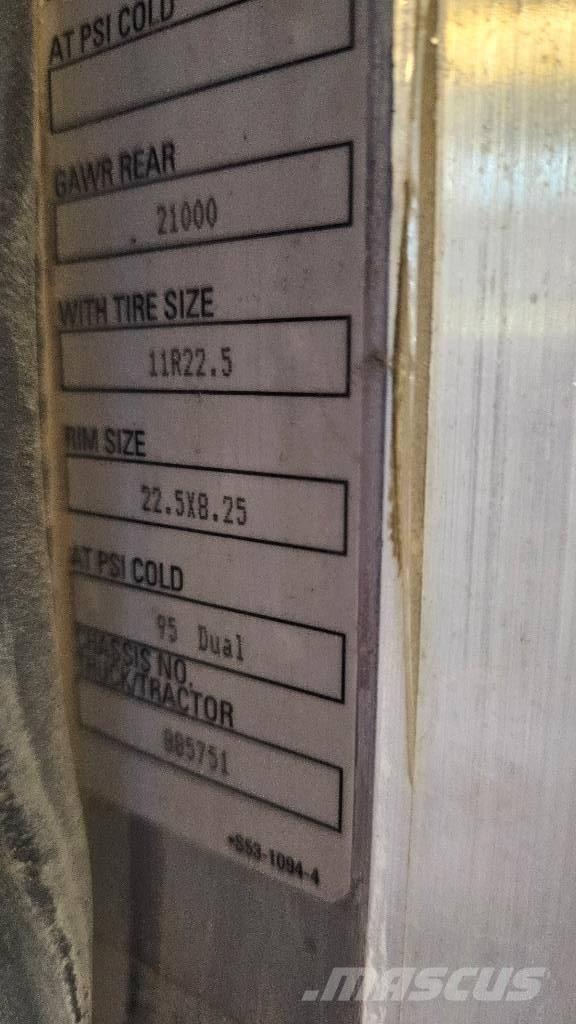 Peterbilt PB335 Säiliöautot