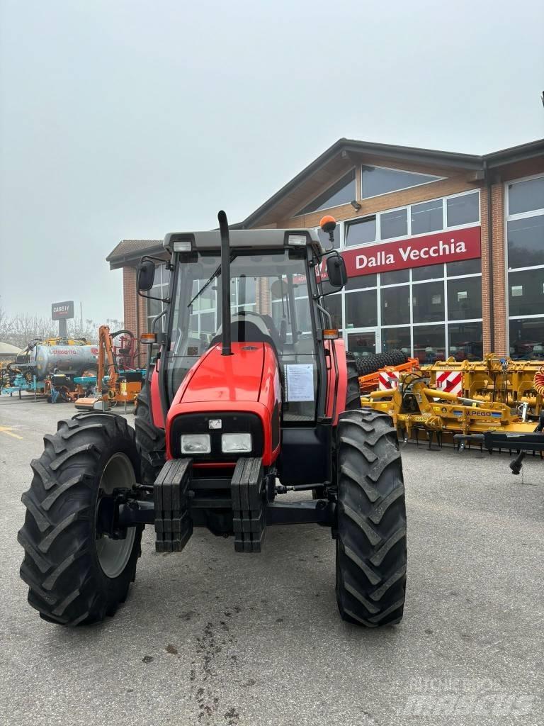 Massey Ferguson 4255 Traktorit