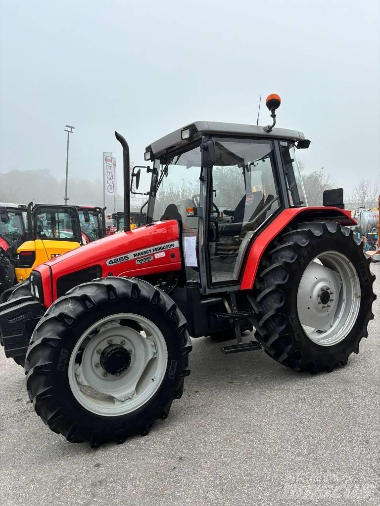 Massey Ferguson 4255 Traktorit