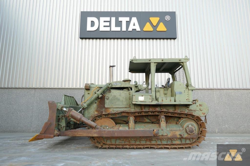 CAT D7F Ex-army Telaketjupuskutraktorit