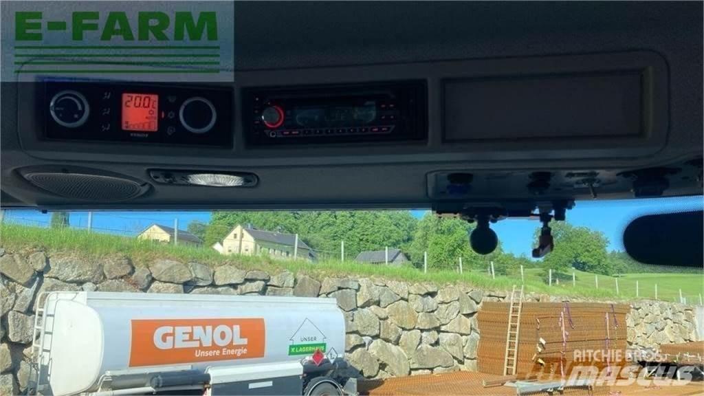Fendt 513 vario Traktorit