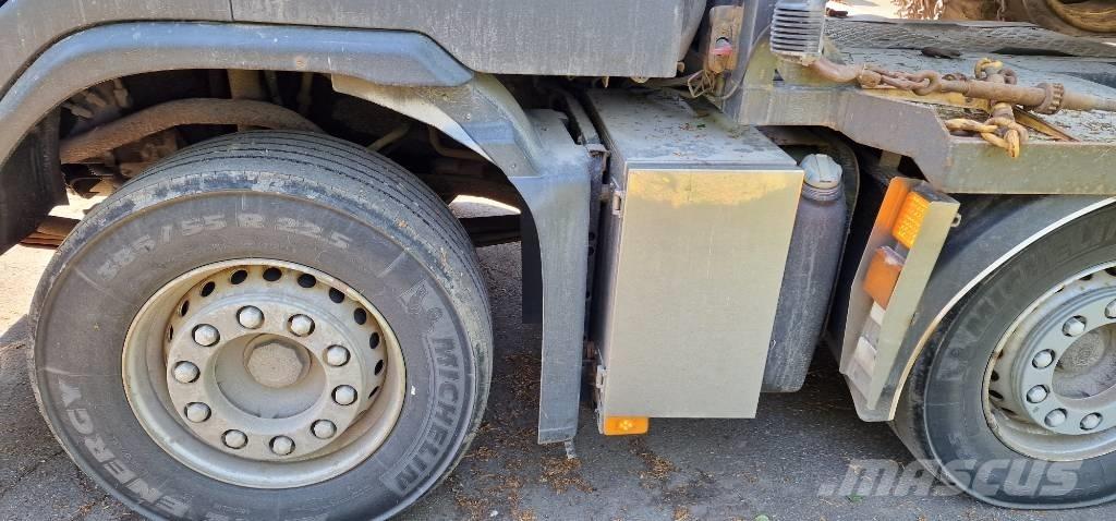 Volvo FM 13 Metsäkoneritilät