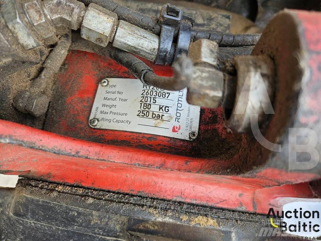 CAT 305.5E2CR Minikaivukoneet < 7t