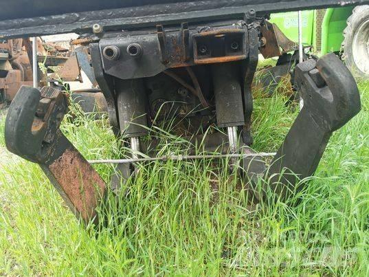 Valtra T 151 WOM Puomit