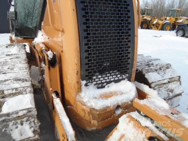 CASE 650 L Telaketjupuskutraktorit