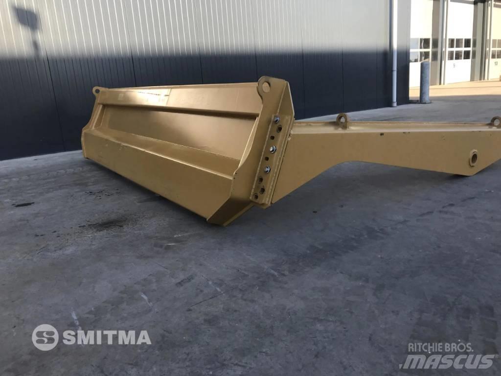 CAT 735C Takalaidat