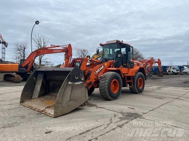 Doosan DL 200 Pyöräkuormaajat