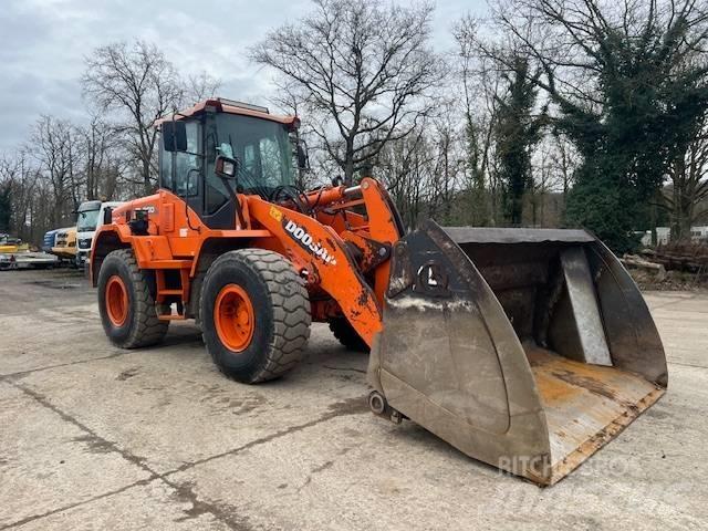 Doosan DL 200 Pyöräkuormaajat