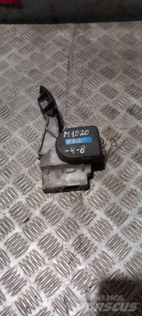 MAN TGA   81259706094 Ohjaamot ja sisustat