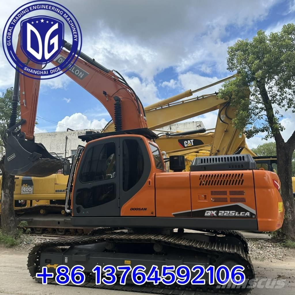 Doosan DX 225 LCA Telakaivukoneet