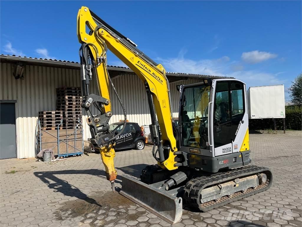 Neuson EZ50 Minikaivukoneet < 7t