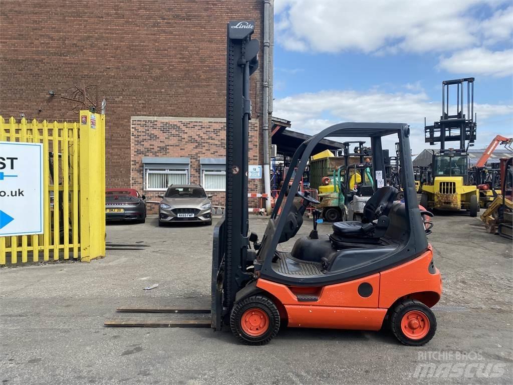 Linde H16T-03 Nestekaasutrukit