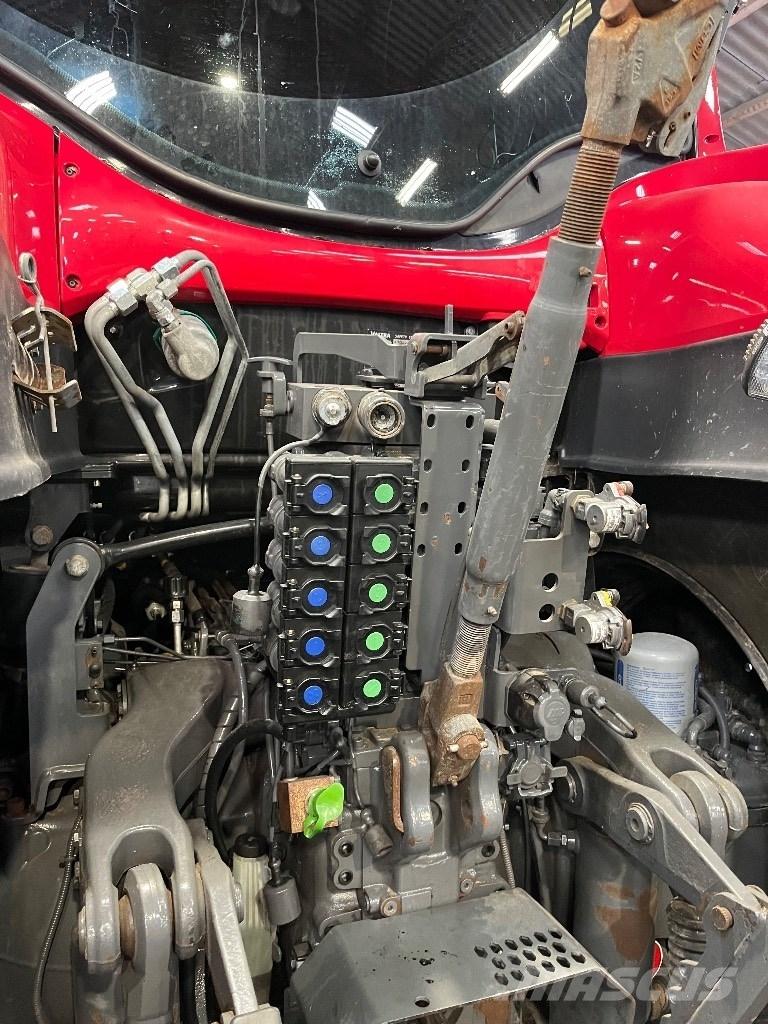Valtra T235 Traktorit