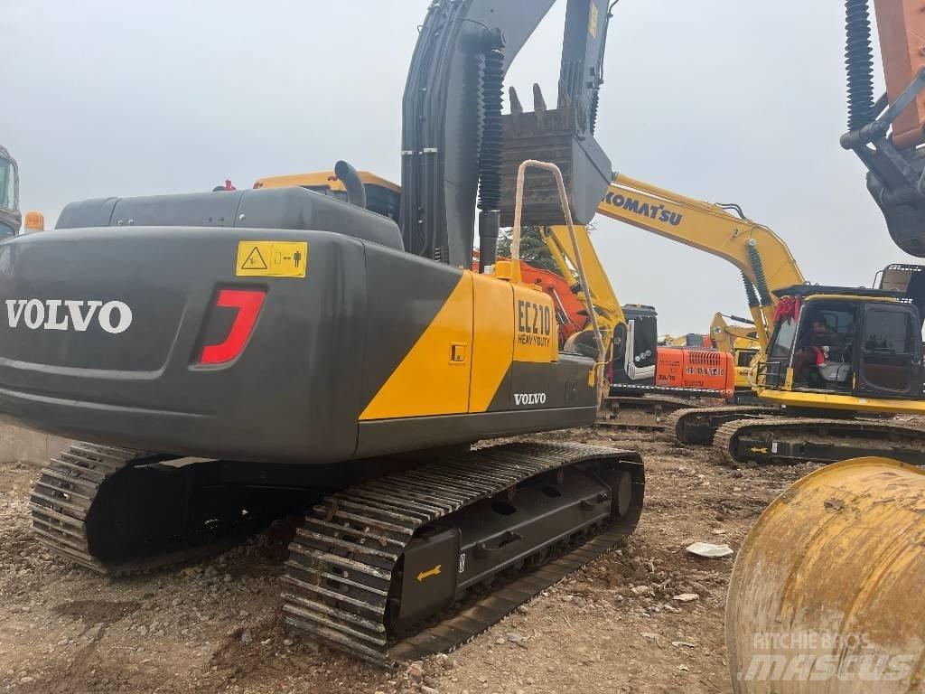 Volvo EC 210 LC Telakaivukoneet