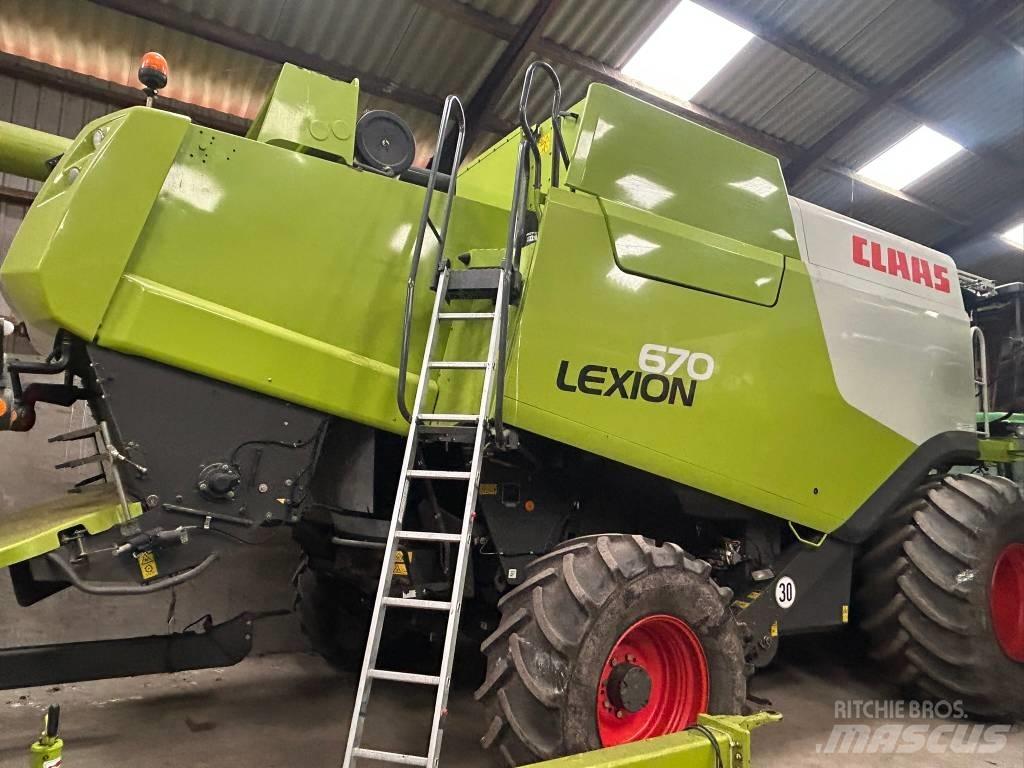 CLAAS Lexion 670 Leikkuupuimurit