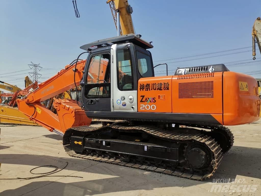 Hitachi ZX 200 Telakaivukoneet