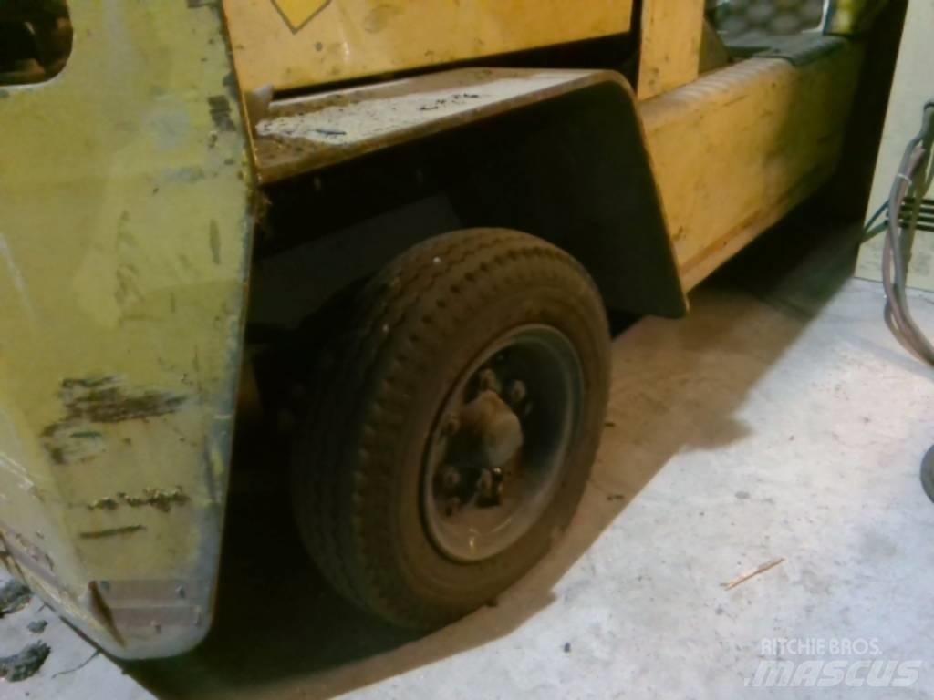 Toyota 2TG10 Vetotrukit