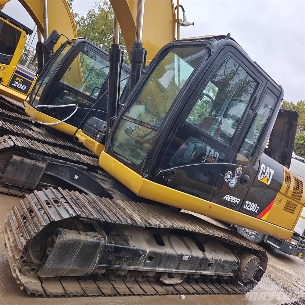 CAT 320 D Telakaivukoneet