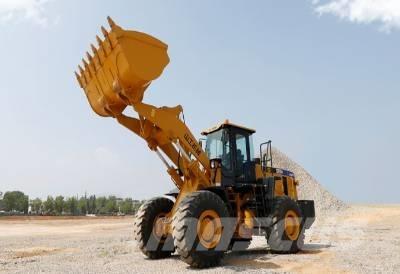 CAT 668D Pyöräkuormaajat