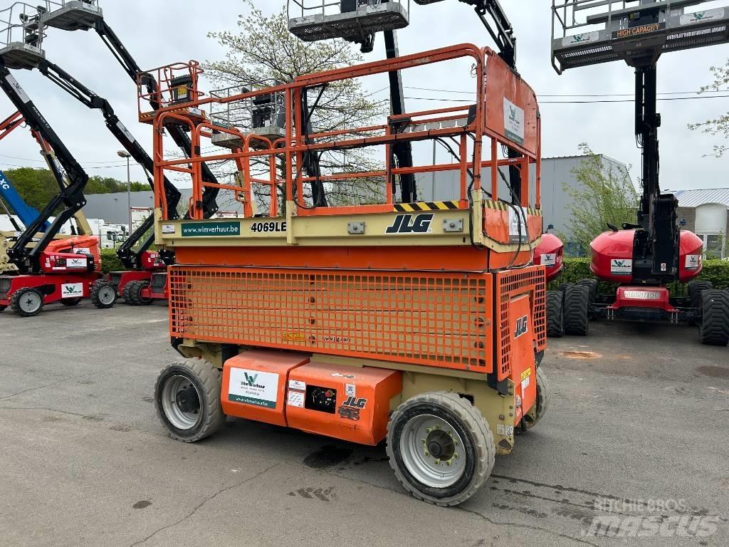 JLG 4069 LE Saksilavat