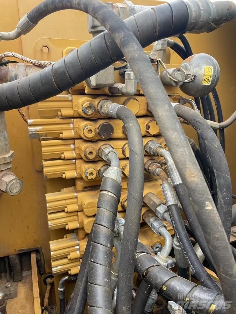 CAT 307 D Telakaivukoneet