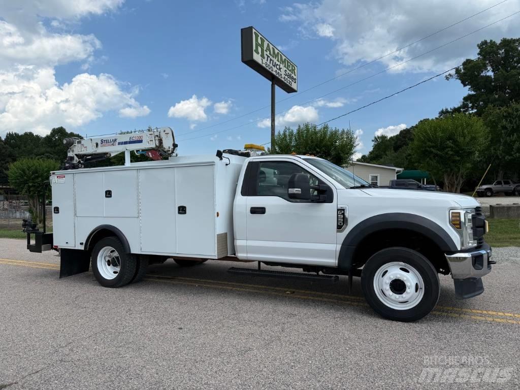 Ford F 550 Lava-autot
