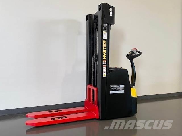 Hyster S1.6 Käyden ajettavat pinoamistrukit