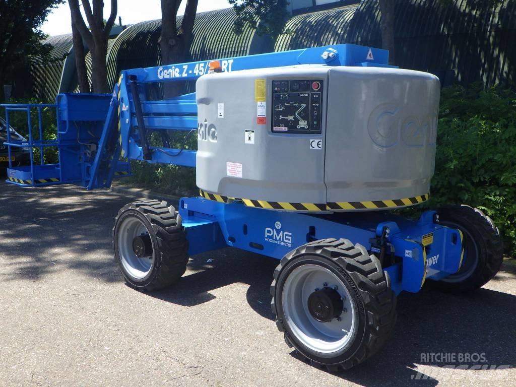Genie Z45/25JRT Kuukulkijat