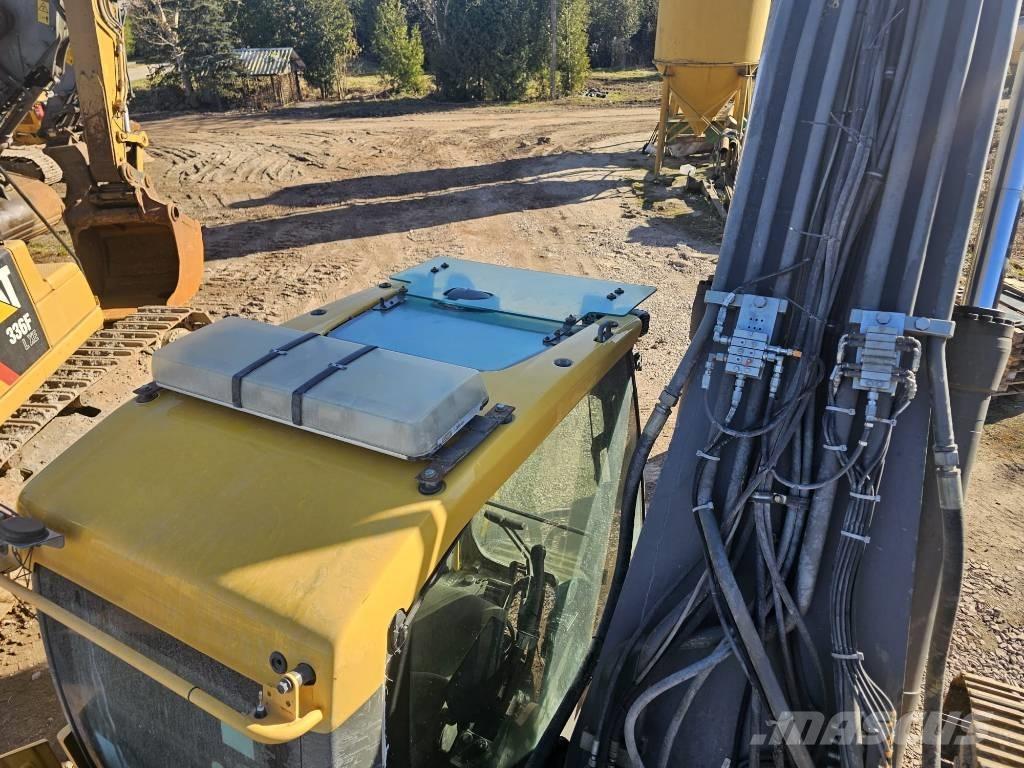 Volvo EC 300 EL Telakaivukoneet