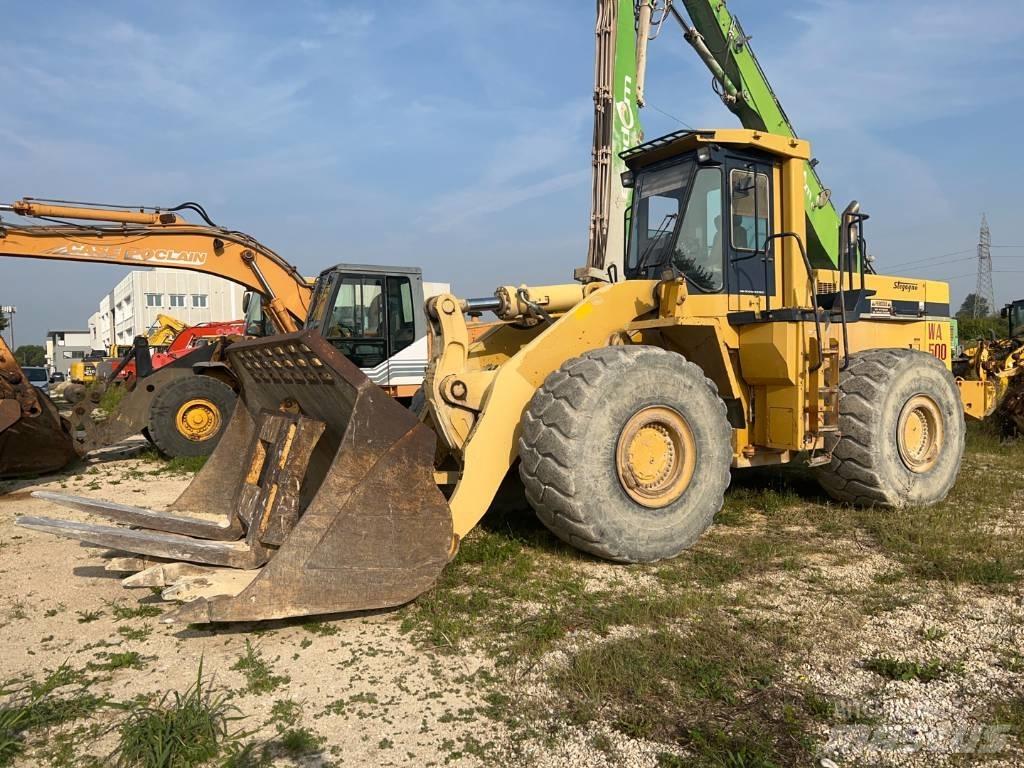 Komatsu WA 500-1 Pyöräkuormaajat