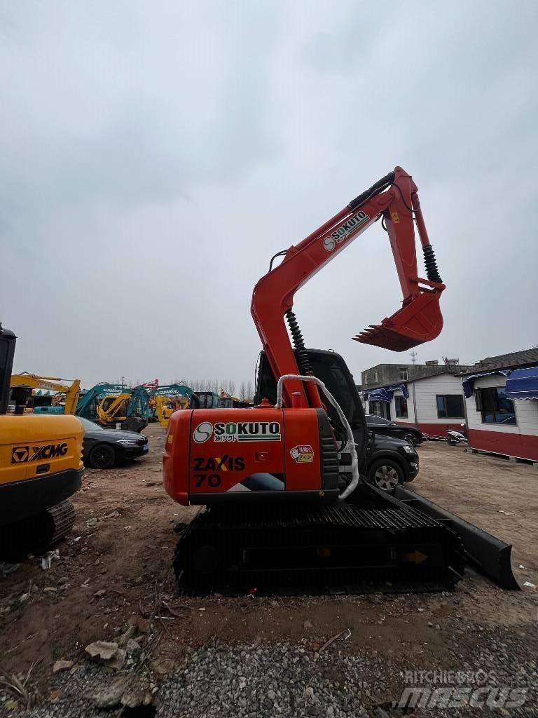 Hitachi ZX 70 Midikaivukoneet 7t - 12t