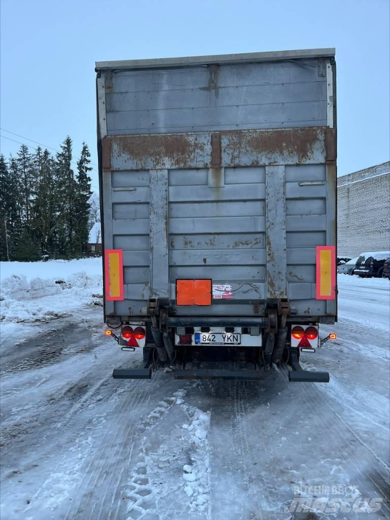Krone Madel SD Pressukapellipuoliperävaunut