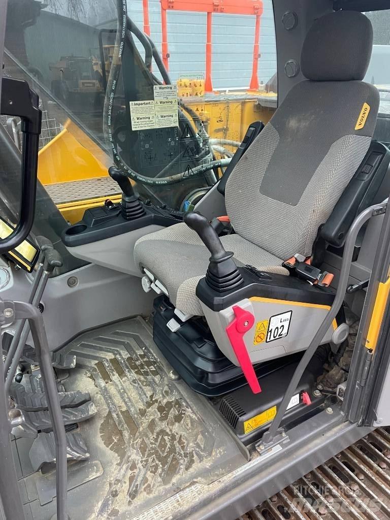 Volvo EC220E Telakaivukoneet
