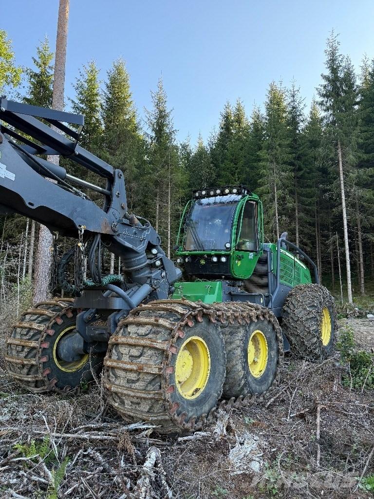 John Deere 1470 G Harvesterit