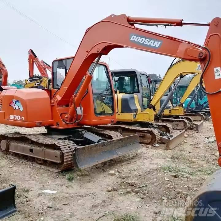 Doosan DH70-7 Telakaivukoneet