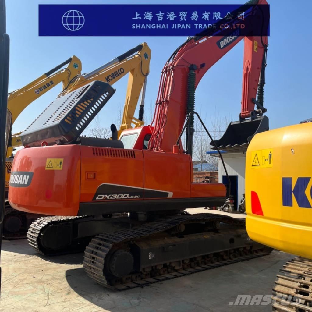 Doosan DX 300 Telakaivukoneet