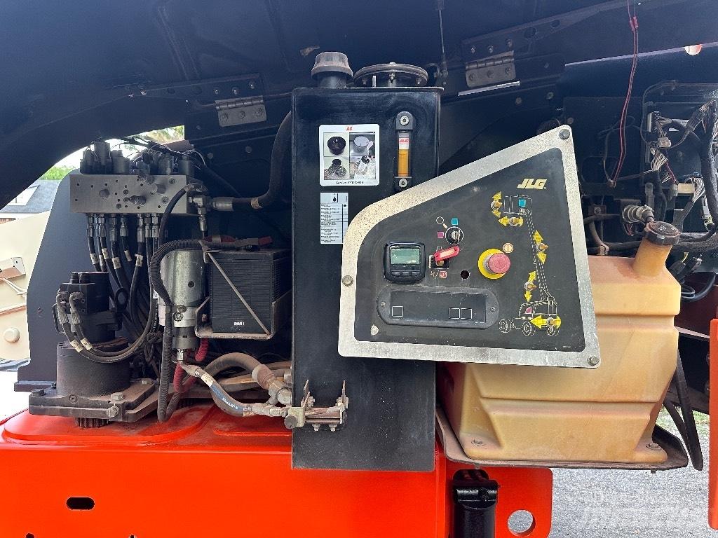 JLG 400 S Teleskooppipuominostimet