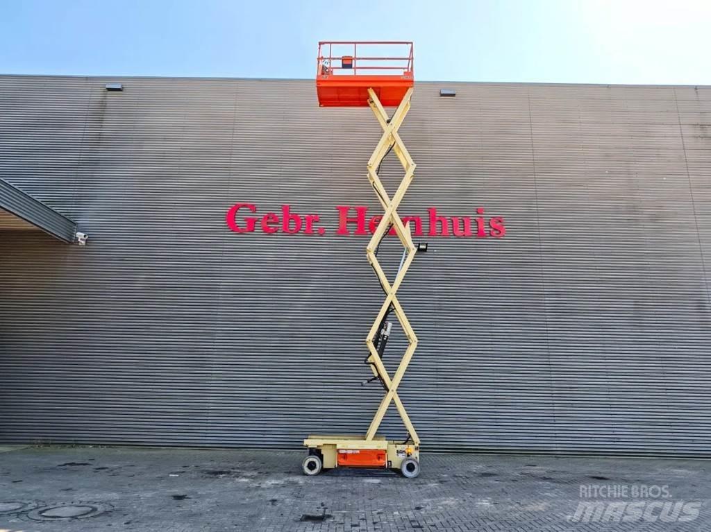 JLG 3246 ES Saksilavat
