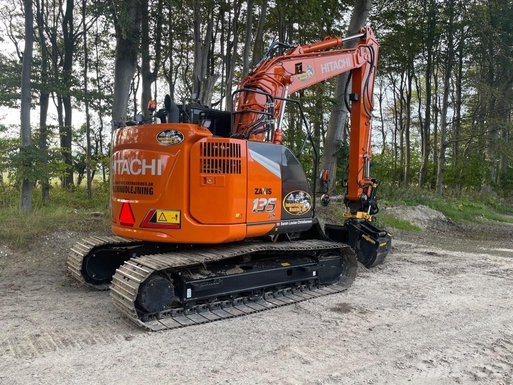 Hitachi ZX 135 US-7 Telakaivukoneet