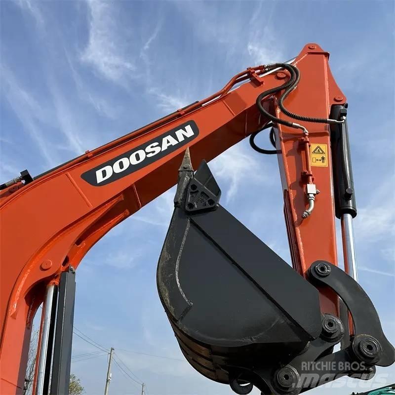 Doosan DX 60 Telakaivukoneet