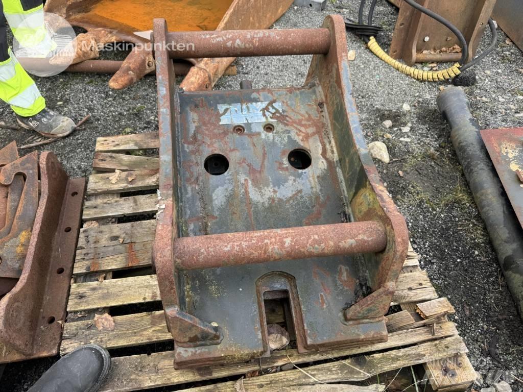  Adapterfäste S70 - B30 Pikakytkimet